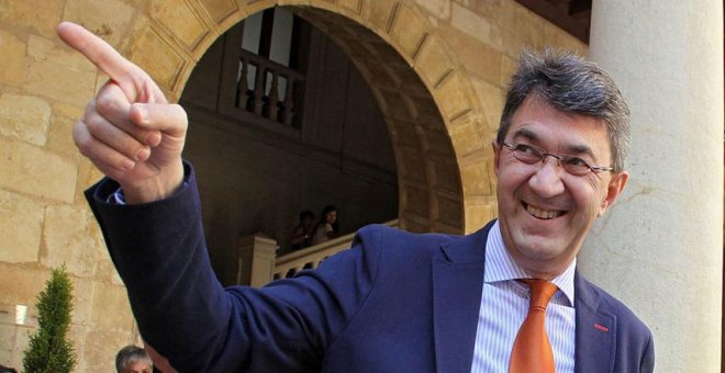 El presidente del PP de León, sobre Cifuentes: "Vale, no tiene el máster. ¿Cuál es el problema?"
