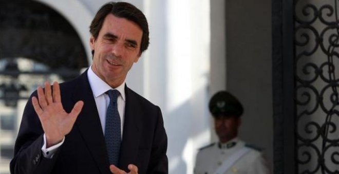 El Gobierno de Aznar ocultó datos sobre militares y policías adiestrados por Videla