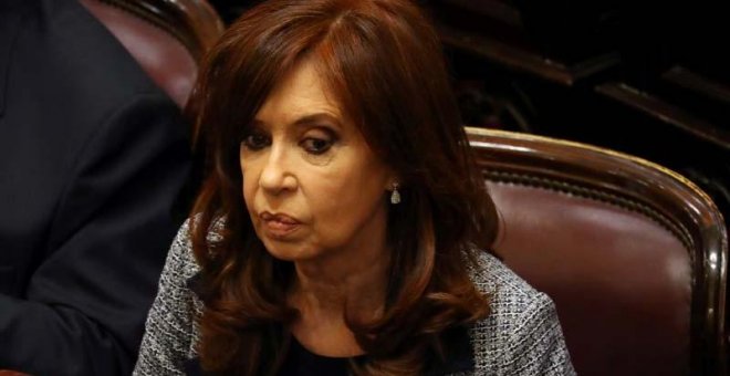 Un juez procesa a la expresidenta Cristina Fernández por el caso de los sobornos
