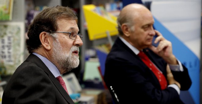 Rajoy pide al PP y PSOE que tras el 10-N se "entiendan y cedan"