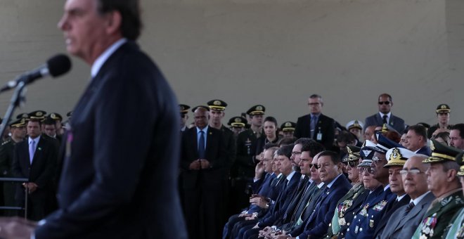 Bolsonaro culmina la militarización del Ejecutivo brasileño