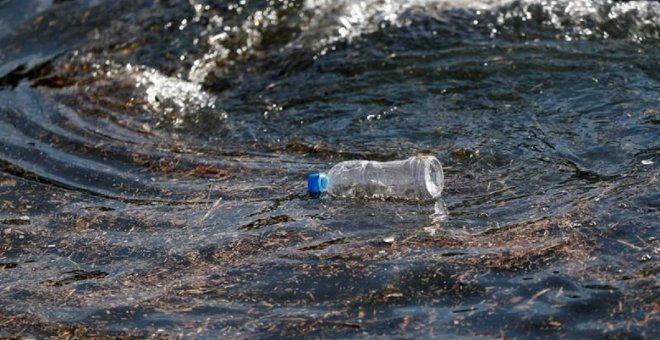 Ni tapones ni pajitas: 2021, el año que pondrá fin a los plásticos de un solo uso