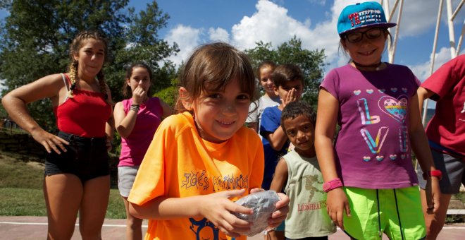 Más de veinte mil menores en situación vulnerable retoman las actividades de verano promovidas por la Fundación La Caixa