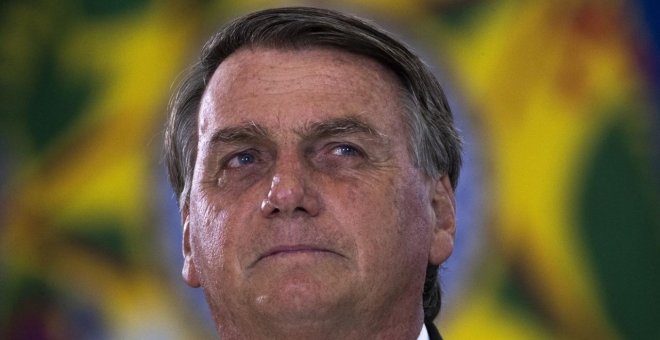 Bolsonaro avanza en su escalada militarista y dice que las Fuerzas Armadas pueden normalizar a Brasil