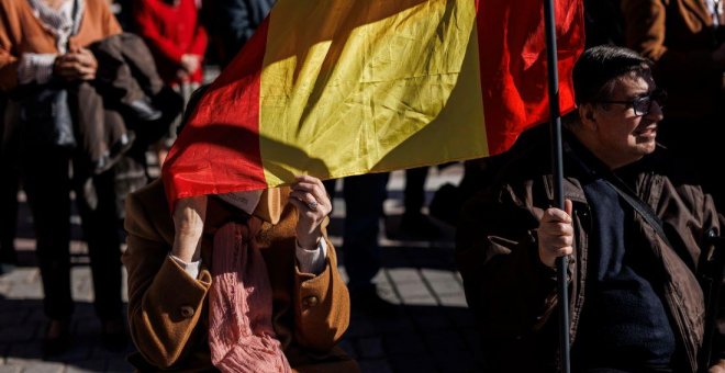 El Gobierno avanza hacia las primeras sanciones por apología franquista y los ultras amenazan con ir a Estrasburgo