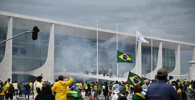 Condenado a 17 años de cárcel el primer acusado por la asonada de enero en Brasil