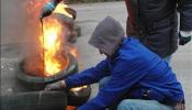 Mineros de La Camocha cortan varias autopistas con barricadas