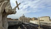 Investigan a dos exdirigentes del Banco Vaticano por desfalco