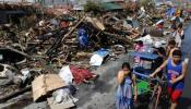 Al menos 10.000 muertos en Filipinas por el tifón 'Haiyan'