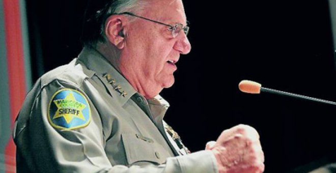 Joe Arpaio presume de ser "el sheriff' más duro de América"