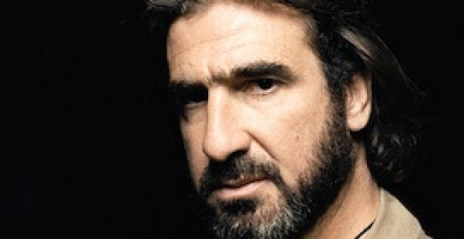 Cantona: "La revolución se hace retirando el dinero de los bancos"