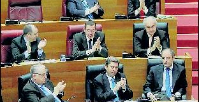 Anticorrupción pide juzgar a Camps con Correa y 'el Bigotes'