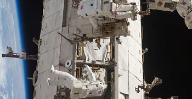 El Discovery dice adiós a la Estación Espacial Internacional
