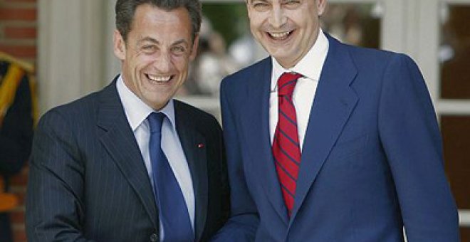 Sarkozy: "Puede que Zapatero no sea muy inteligente"