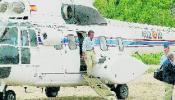 Aznar viajó en helicóptero militar a un acto de partido en 2003