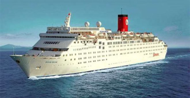 El buque aislado por la gripe se dirige a la isla de Aruba