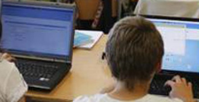 El Gobierno digitaliza la escuela