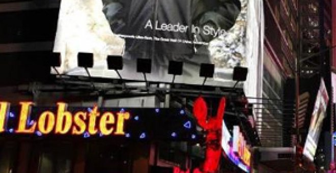 Barack Obama, ahora también modelo en Times Square