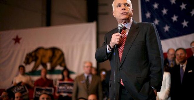 McCain gana en Illinois y Connecticut, Obama en Illinois y Clinton en Oklahoma