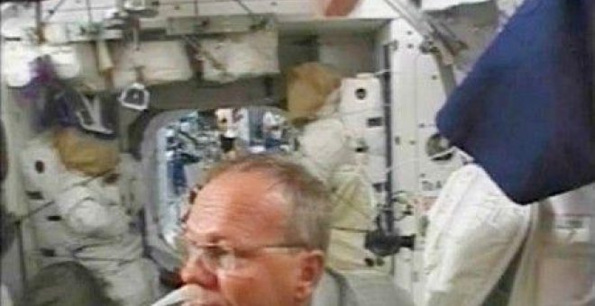 Un astronauta cae enfermo en la Estación Espacial Internacional