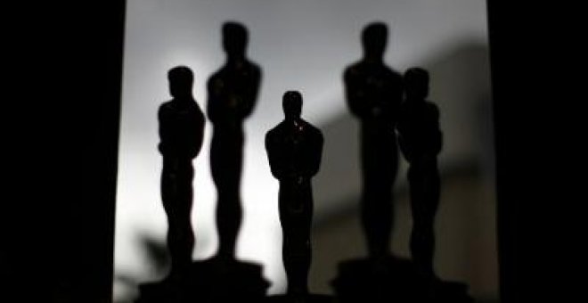 Cintas sombrías y pronóstico lluvioso para la noche de los Oscar