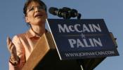 Palin defiende sus raíces y critica a Obama en EEUU