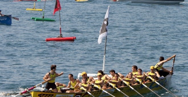 Veintitrés traineras lucharán por estar en la Bandera de La Concha