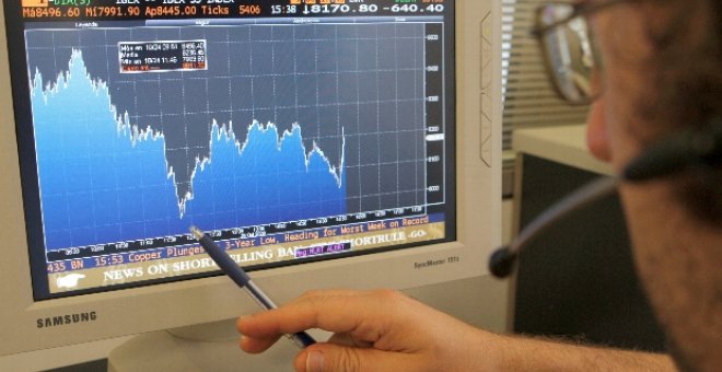 La bolsa española abre con un descenso del 0,95% la última sesión de octubre