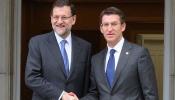 Rajoy salva a Feijóo 'de la quema' y alienta la idea de que será el sucesor