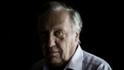 El escritor británico Frederick Forsyth confiesa que trabajó como espía para el MI6 durante 20 años