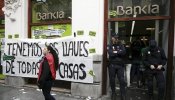 Podemos tilda de "injustificable" la detención de los activistas que 'okuparon' la sede de Bankia