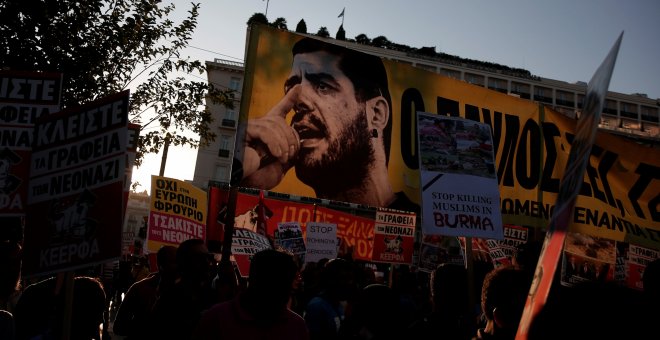 Varias concentraciones en Grecia recuerdan al rapero antifascista asesinado por un neonazi