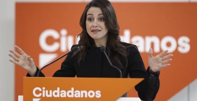 La Junta Electoral multa con 1.000 euros a 'ABC' por la entrevista a Arrimadas durante la jornada de reflexión del 21D