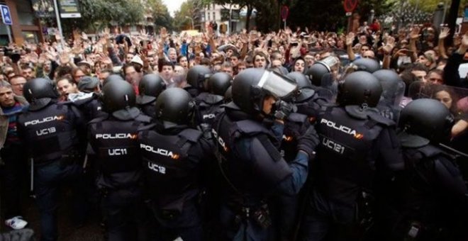 Un comisario de Policía, sobre las cargas del 1-O: "La intervención fue más que medida, fue quirúrgica"