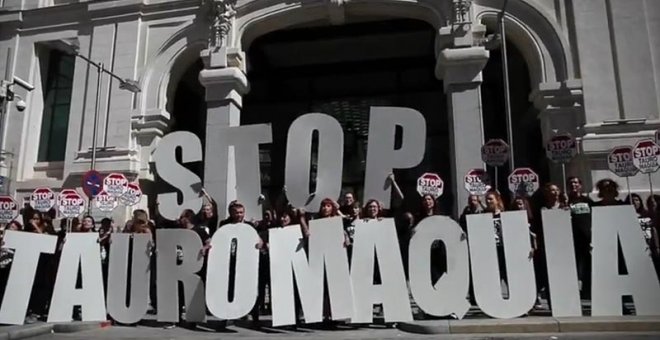 Los antitaurinos protestan en Madrid para pedir la abolición de la tauromaquia