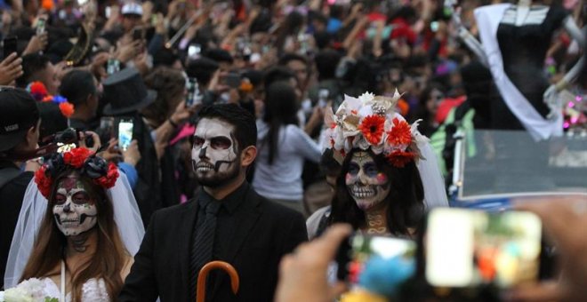 Las calaveras llegan a México para recibir a los muertos