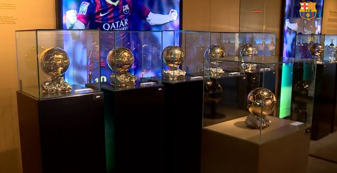 El sexto Balón de Oro de Messi ya luce en el museo