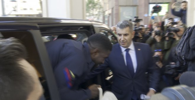 Llegada de Umtiti al hotel de Bilbao