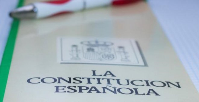 La Constitución española recoge y ampara la ciudadanía social (Derecho al trabajo en su artículo 35)