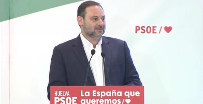 Ábalos: "Núñez Feijóo pretende aparentar que no es del PP"