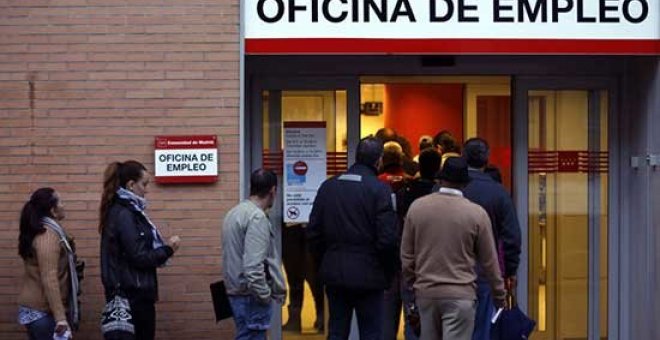 La avalancha de ERTEs dificulta el cobro de la prestación de miles de trabajadores