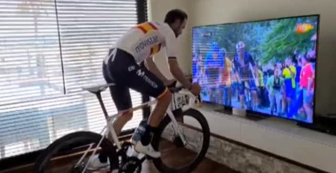 Alejandro Valverde entrena en casa para no perder el ritmo