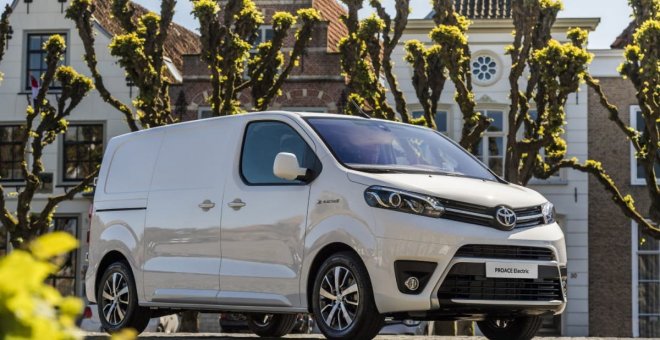 Toyota ProAce Electric: una furgoneta eléctrica fabricada en España con 330 km de autonomía