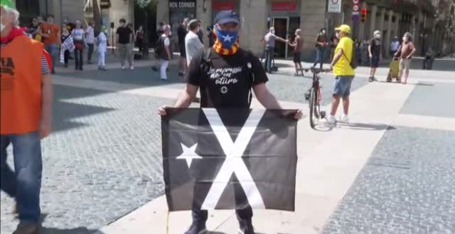 Manifestación en Barcelona en defensa de los derechos fundamentales durante la pandemia