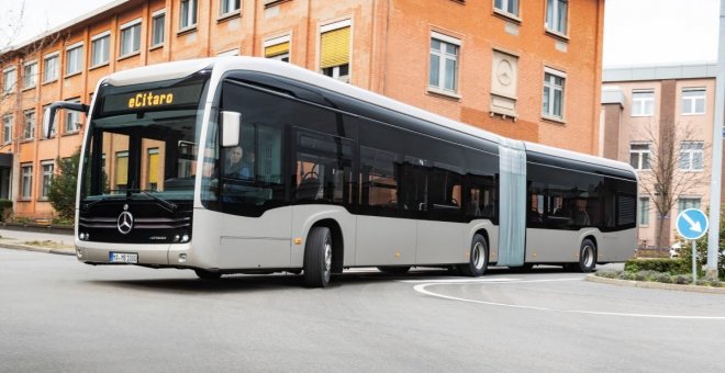 Mercedes-Benz presenta su primer autobús eléctrico con baterías de electrolito sólido