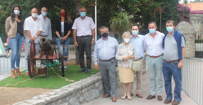 Se instala una pieza de artillería de época frente a la casa del marqués de Velasco en la clausura de las Jornadas organizadas como homenaje