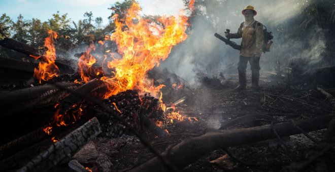 Los incendios vuelven a amenazar la Amazonía brasileña tras dispararse en julio