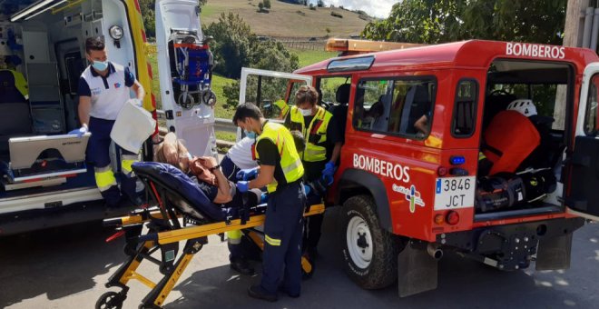 Evacuados tres senderistas en Santoña, Cahecho y Pesués