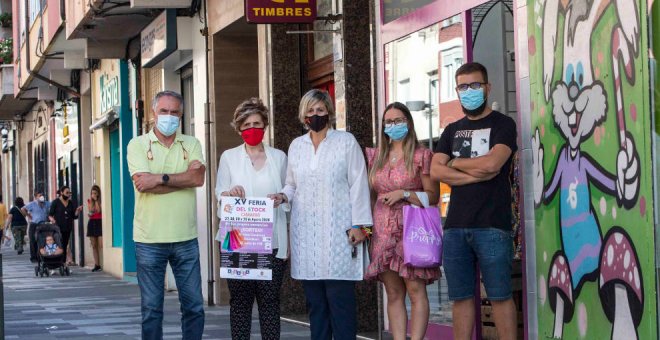 La 15ª Feria del Stock se celebra de jueves a sábado sin carpa, en los propios comercios