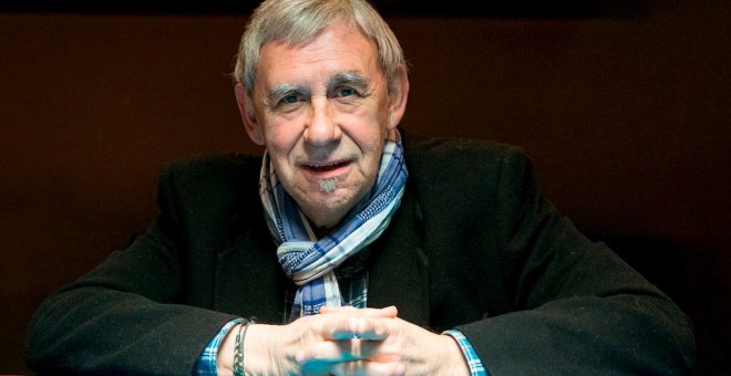 Muere el poeta y cantautor Joaquín Carbonell por coronavirus